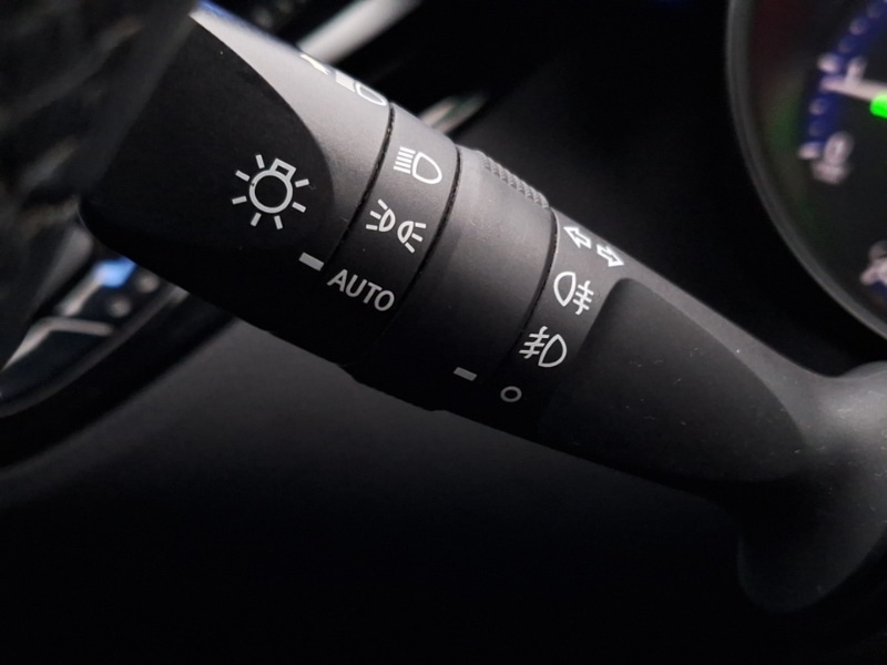 Used Toyota C-HR 2017 for sale - 77623166: Photo 19