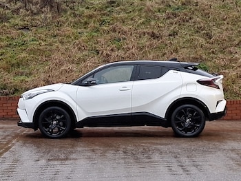 Used Toyota C-HR 2017 for sale - 77623166: Photo