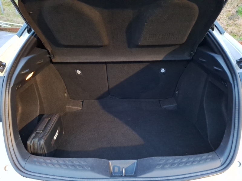 Used Toyota C-HR 2017 for sale - 77623166: Photo 8