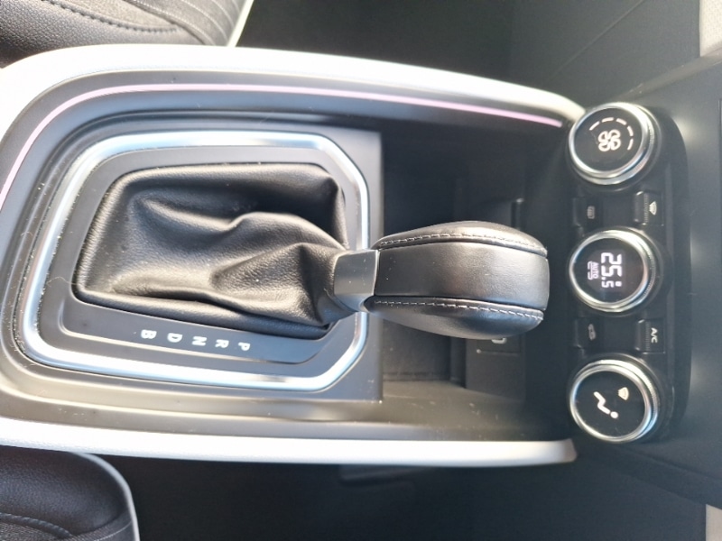 Used Renault Clio 2023 for sale - 76384006: Photo 11