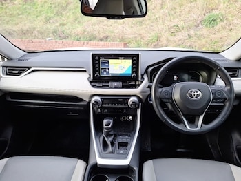 Used Toyota RAV4 2019 for sale - 77039422: Photo