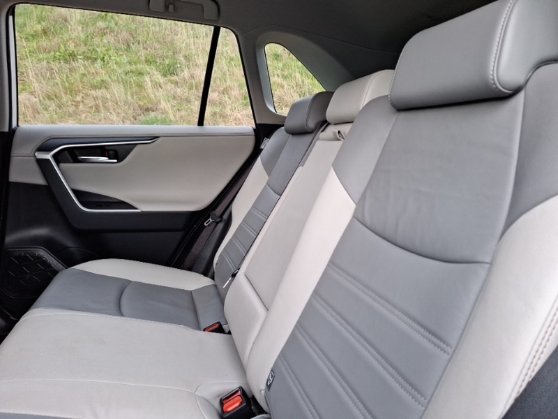 Used Toyota RAV4 2019 for sale - 77039422: Photo 6