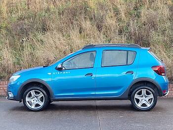 Used Dacia Sandero Stepway 2019 for sale - 79694458: Photo