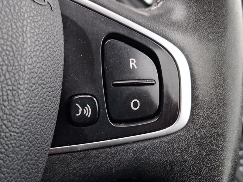 Used Renault Clio 2017 for sale - 76737258: Photo 17