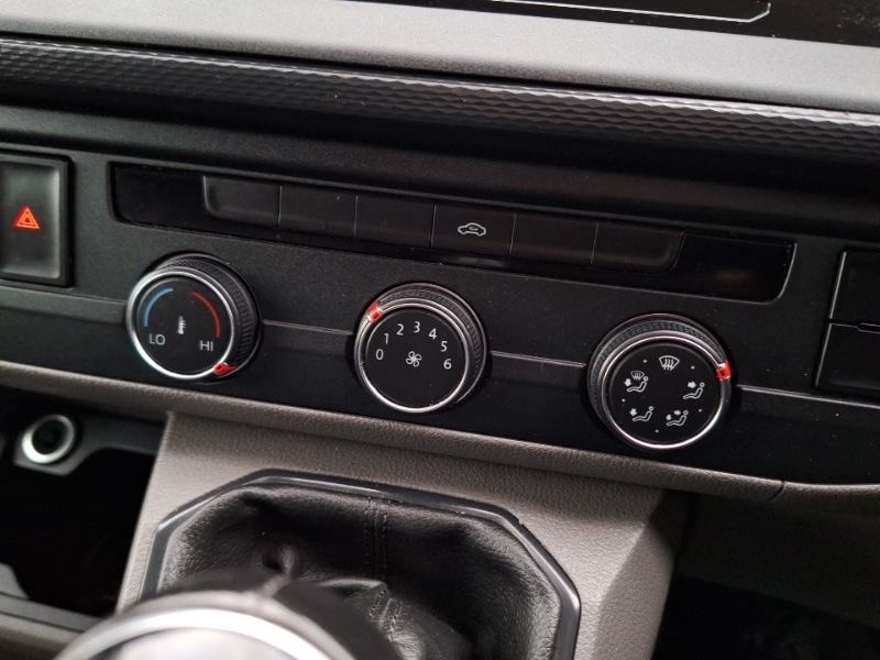 Used Volkswagen Transporter 2020 for sale - 77678370: Photo 11