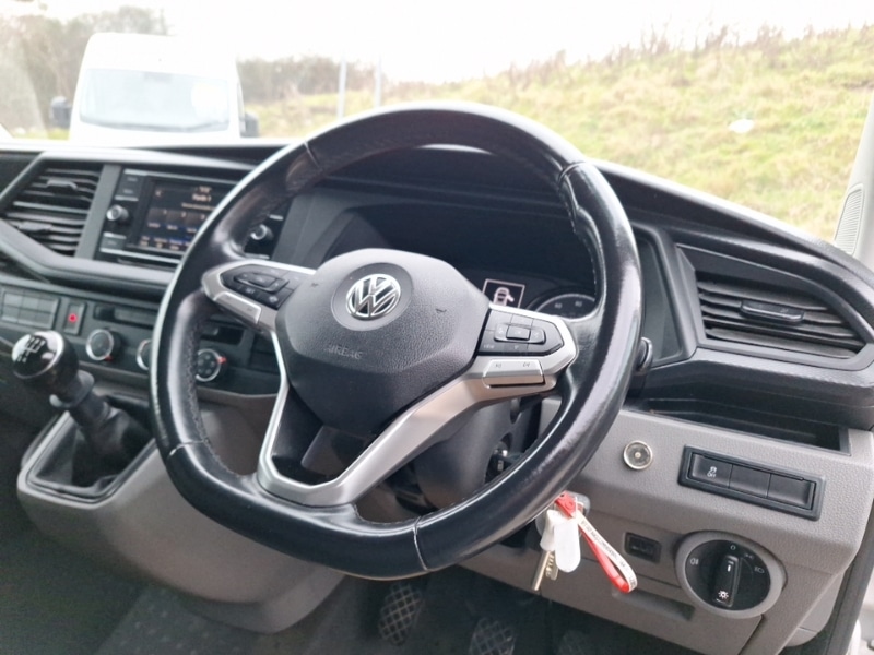 Used Volkswagen Transporter 2020 for sale - 77678370: Photo 2