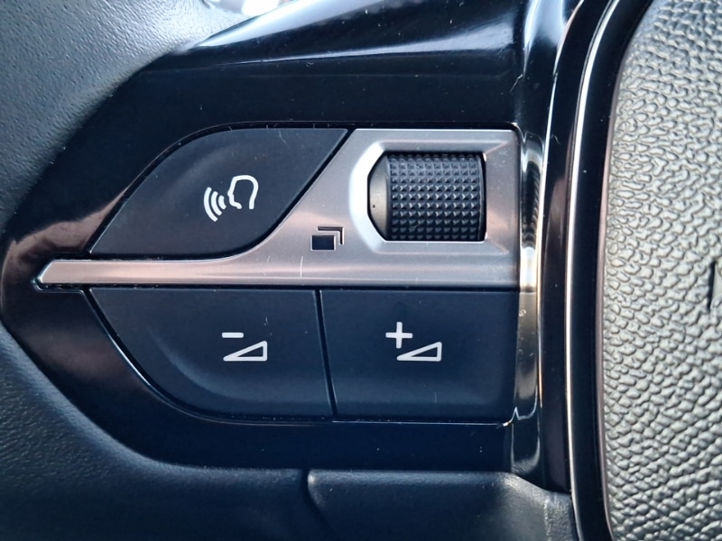 Used Peugeot 208 2023 for sale - 76893694: Photo 16