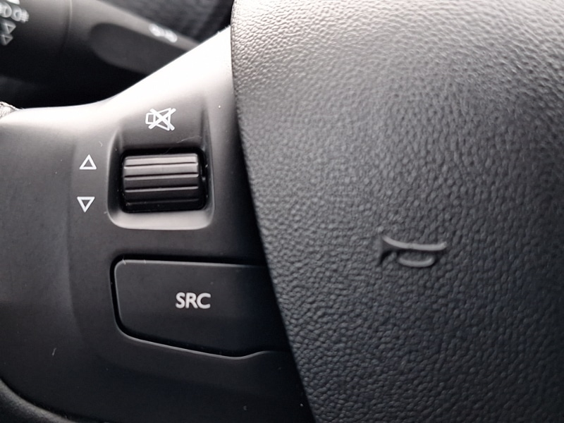 Used Peugeot 2008 2016 for sale - 78032641: Photo 16