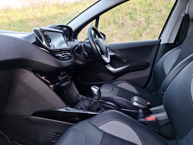 Used Peugeot 2008 2016 for sale - 78032641: Photo 5