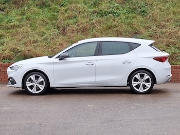 Used SEAT Leon 2024 for sale - 76493075: Photo
