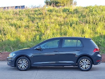 Used Volkswagen Golf 2018 for sale - 78580616: Photo