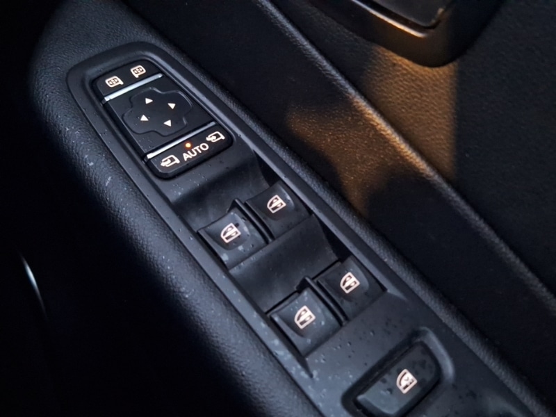 Used Renault Captur 2018 for sale - 77039424: Photo 19