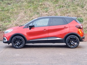 Used Renault Captur 2018 for sale - 77039424: Photo