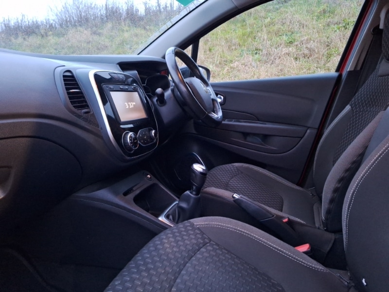 Used Renault Captur 2018 for sale - 77039424: Photo 5