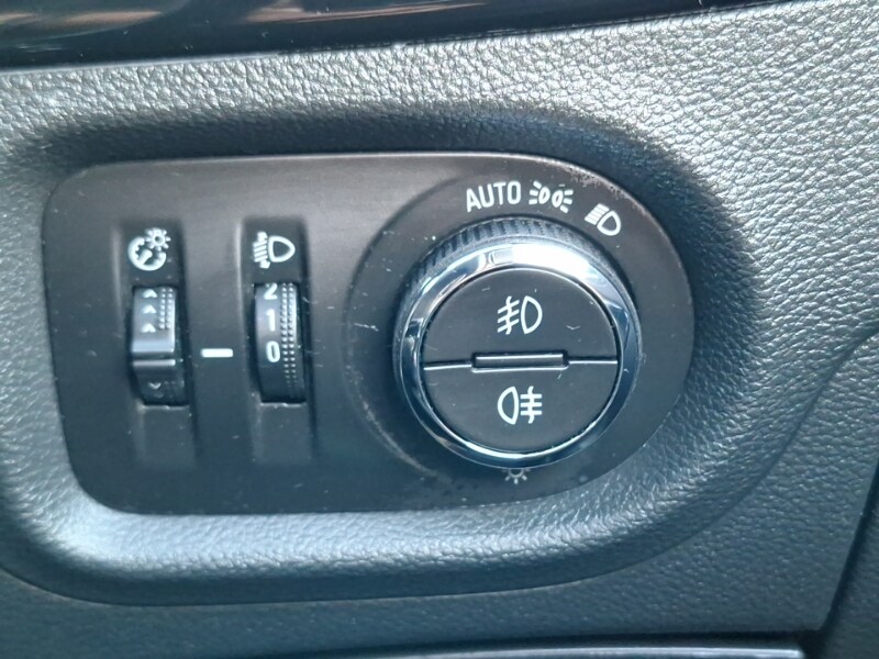 Used Vauxhall Astra 2016 for sale - 78163904: Photo 18