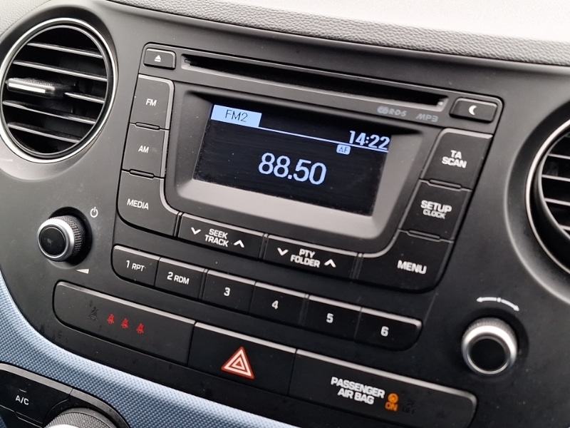 Used Hyundai i10 2015 for sale - 76365391: Photo 14