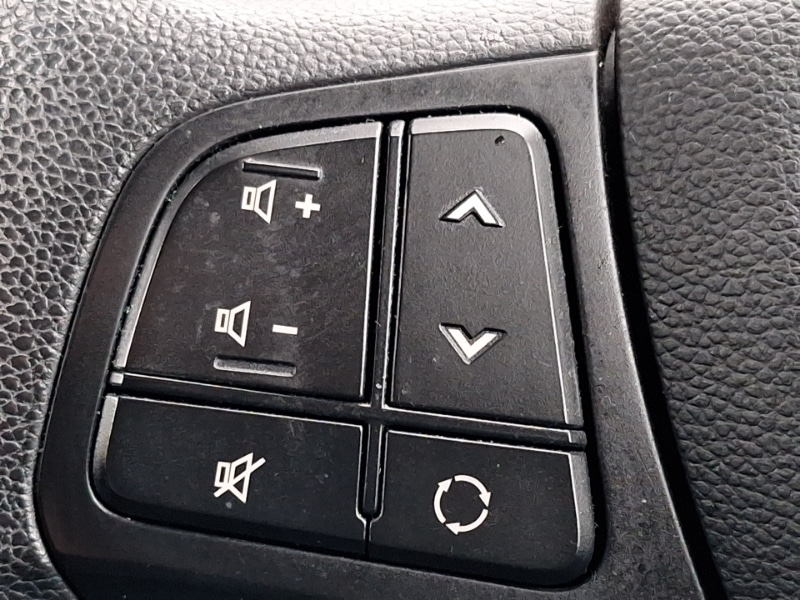 Used Hyundai i10 2015 for sale - 76365391: Photo 17