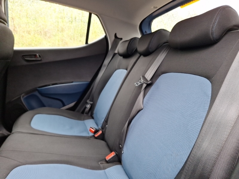 Used Hyundai i10 2015 for sale - 76365391: Photo 6