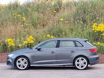 Used Audi A3 2017 for sale - 79031504: Photo
