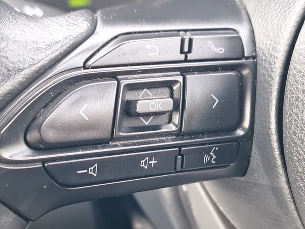 Used Mazda Mazda2 HYBRID 2022 for sale - 76150734: Photo 14