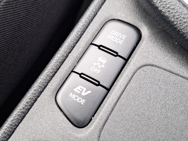 Used Mazda Mazda2 HYBRID 2022 for sale - 76150734: Photo 17