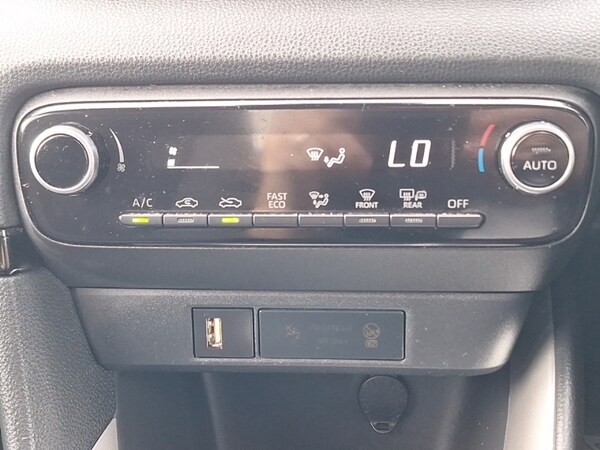 Used Mazda Mazda2 HYBRID 2022 for sale - 76150734: Photo 18
