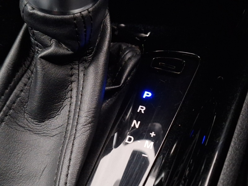 Used Toyota C-HR 2017 for sale - 77694779: Photo 11