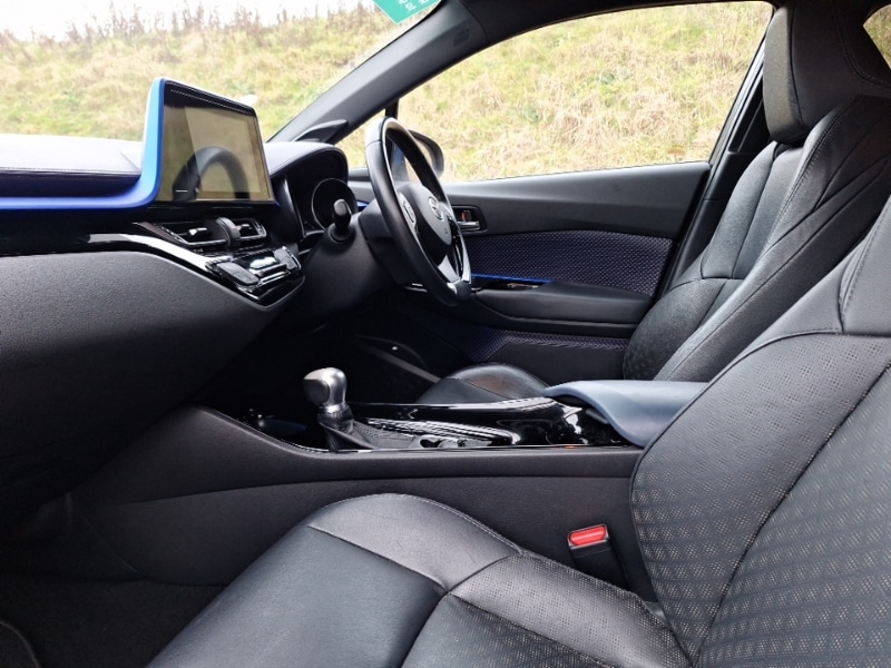 Used Toyota C-HR 2017 for sale - 77694779: Photo 5