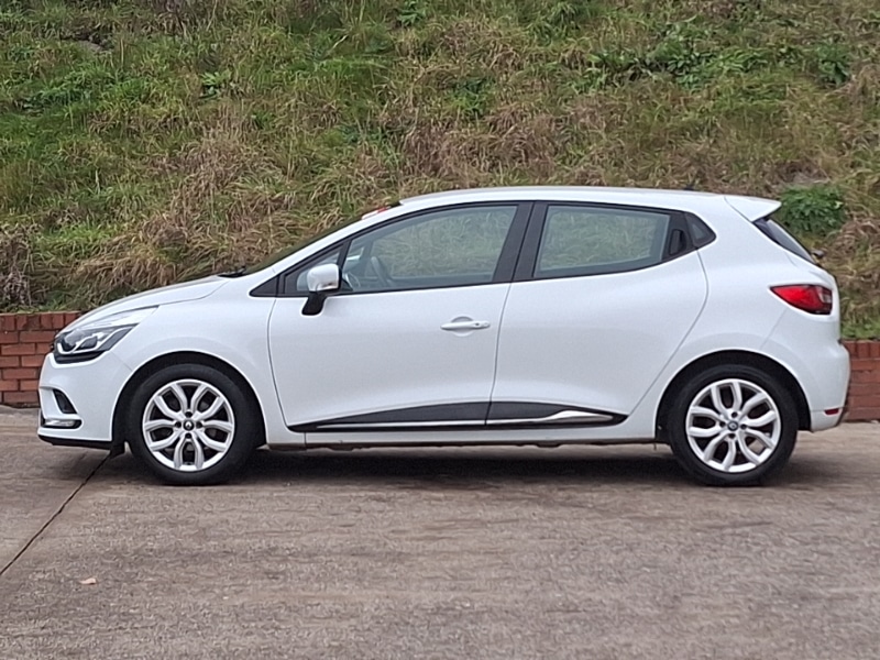 Used Renault Clio 2017 for sale - 76721619: Photo 4