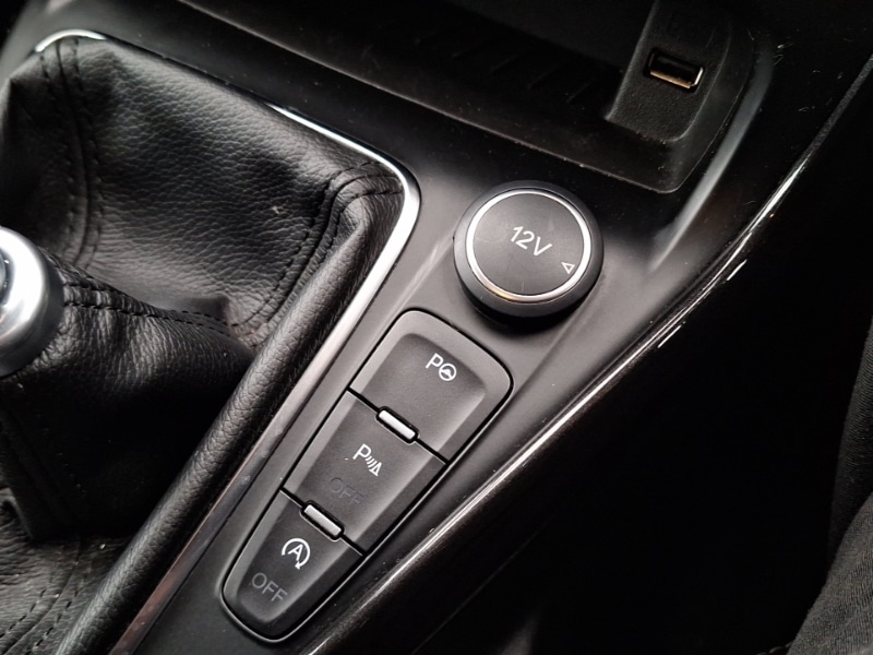 Used Ford Focus 2017 for sale - 77847325: Photo 10