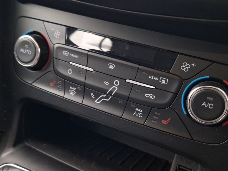 Used Ford Focus 2017 for sale - 77847325: Photo 11