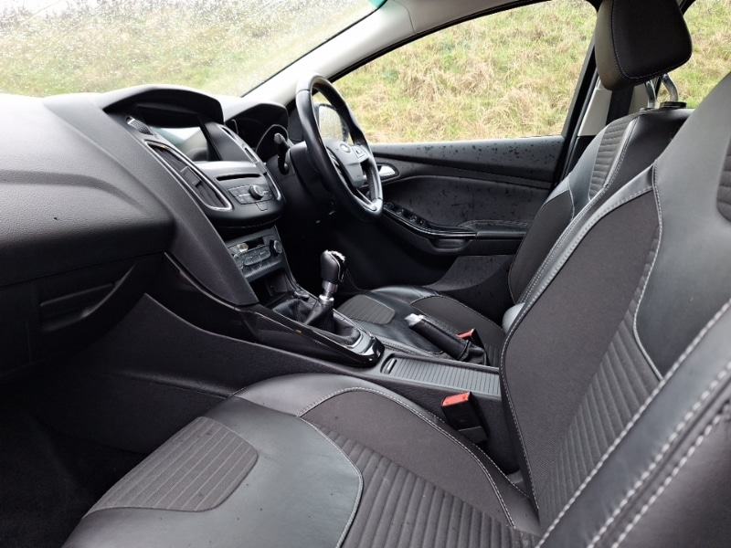 Used Ford Focus 2017 for sale - 77847325: Photo 5