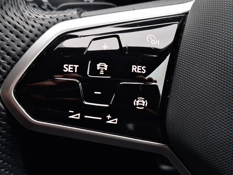 Used Volkswagen T-Roc 2022 for sale - 77062416: Photo 13