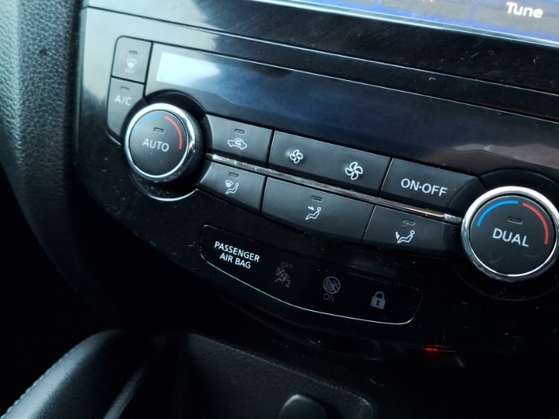 Used Nissan Qashqai 2018 for sale - 77466382: Photo 11