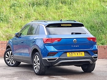 Used Volkswagen T-Roc 2022 for sale - 78503395: Photo