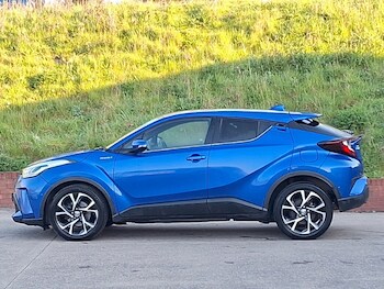 Used Toyota C-HR 2022 for sale - 78440085: Photo