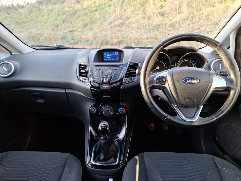 Used Ford Fiesta 2016 for sale - 77251599: Photo 2