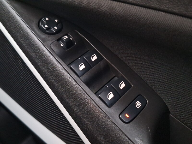 Used Vauxhall Crossland X 2020 for sale - 77352639: Photo 19