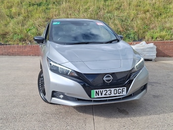 Nissan - Leaf