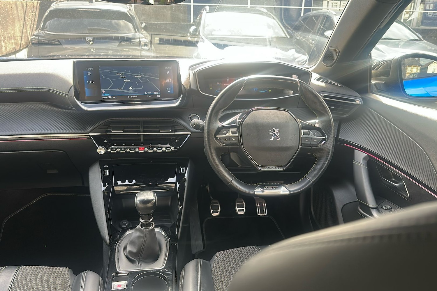 Used Peugeot 2008 2023 for sale - 76077009: Photo 11