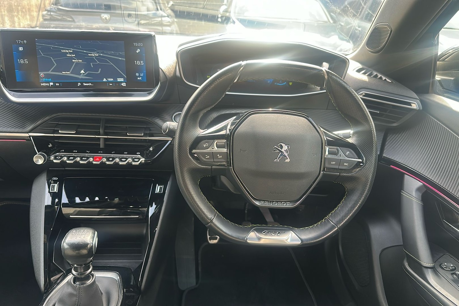Used Peugeot 2008 2023 for sale - 76077009: Photo 13