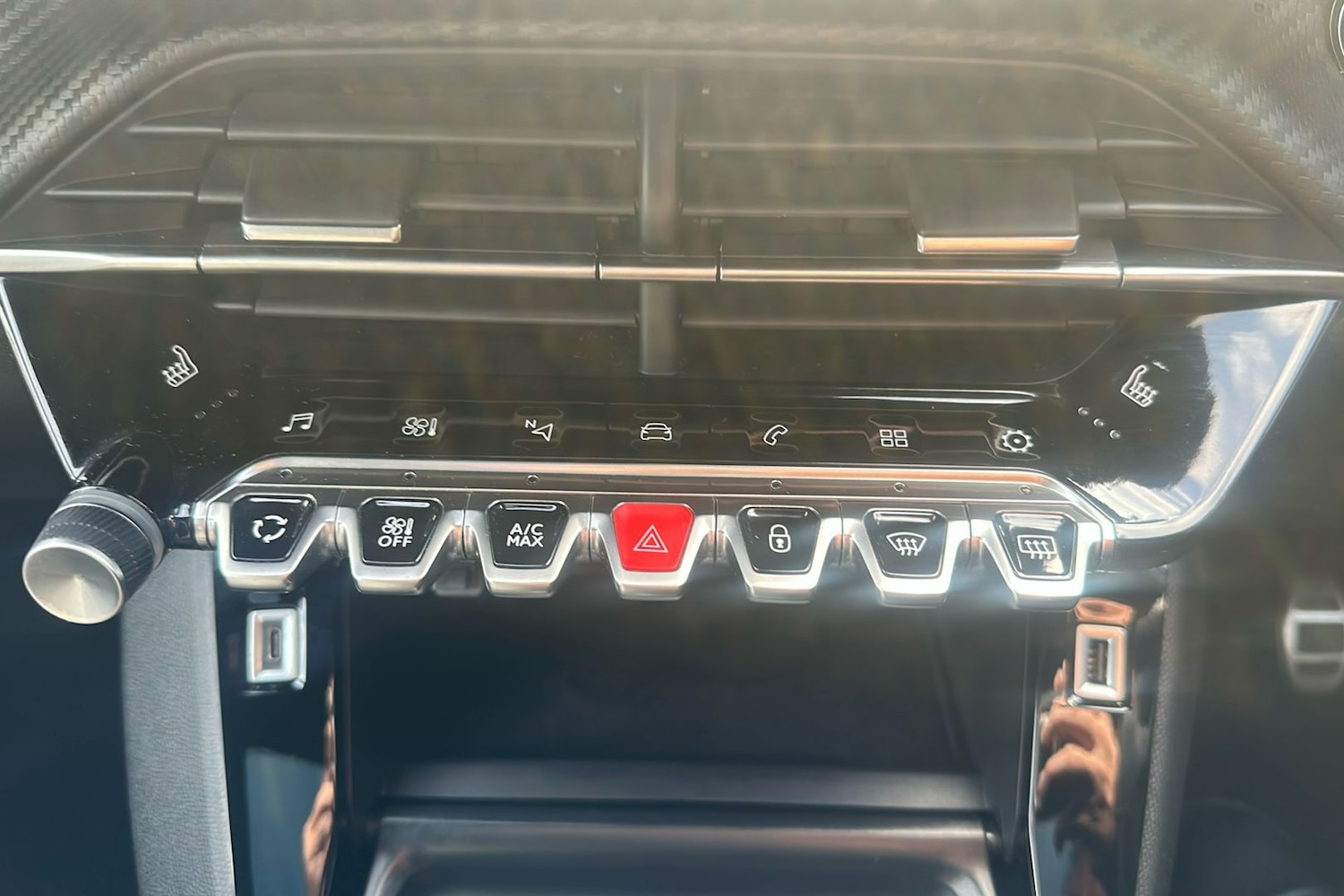 Used Peugeot 2008 2023 for sale - 76077009: Photo 15