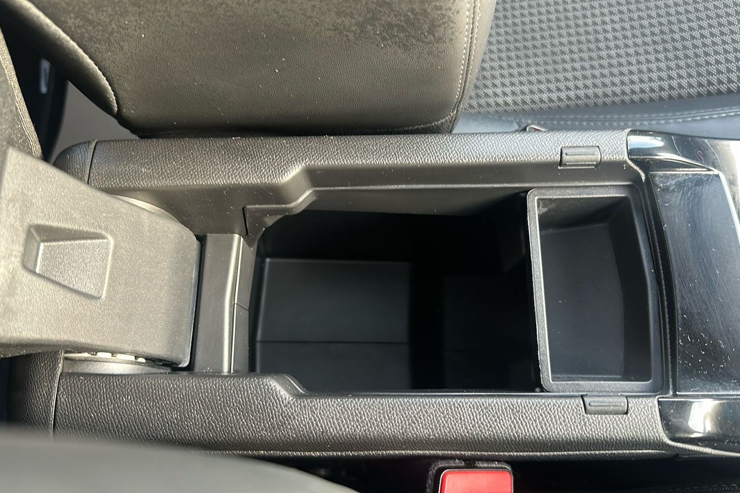 Used Peugeot 2008 2023 for sale - 76077009: Photo 48