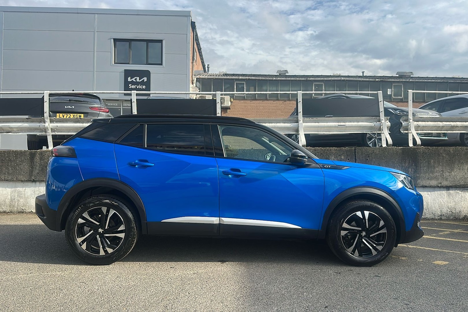 Used Peugeot 2008 2023 for sale - 76077009: Photo 6