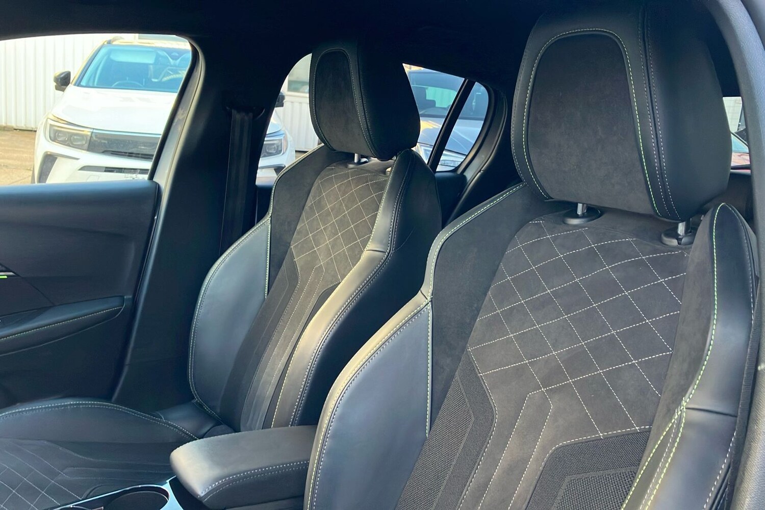 Used Peugeot 208 2022 for sale - 77351040: Photo 30