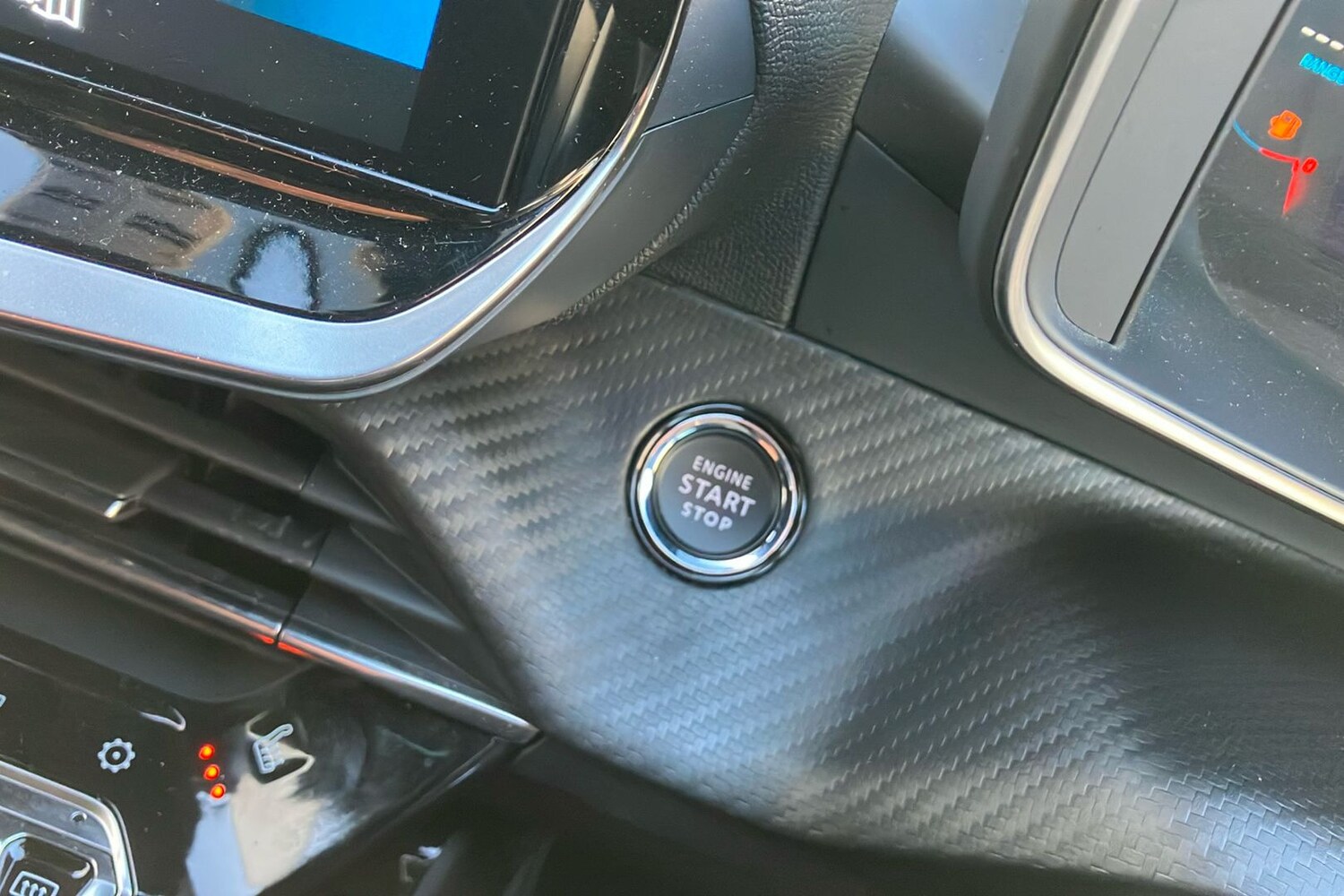 Used Peugeot 208 2022 for sale - 77351040: Photo 46