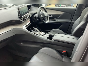 Used Peugeot 3008 undefined for sale - 78703256: Photo