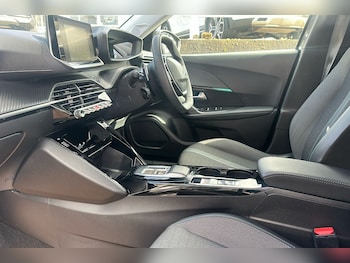 Used Peugeot 2008 2022 for sale - 75804063: Photo