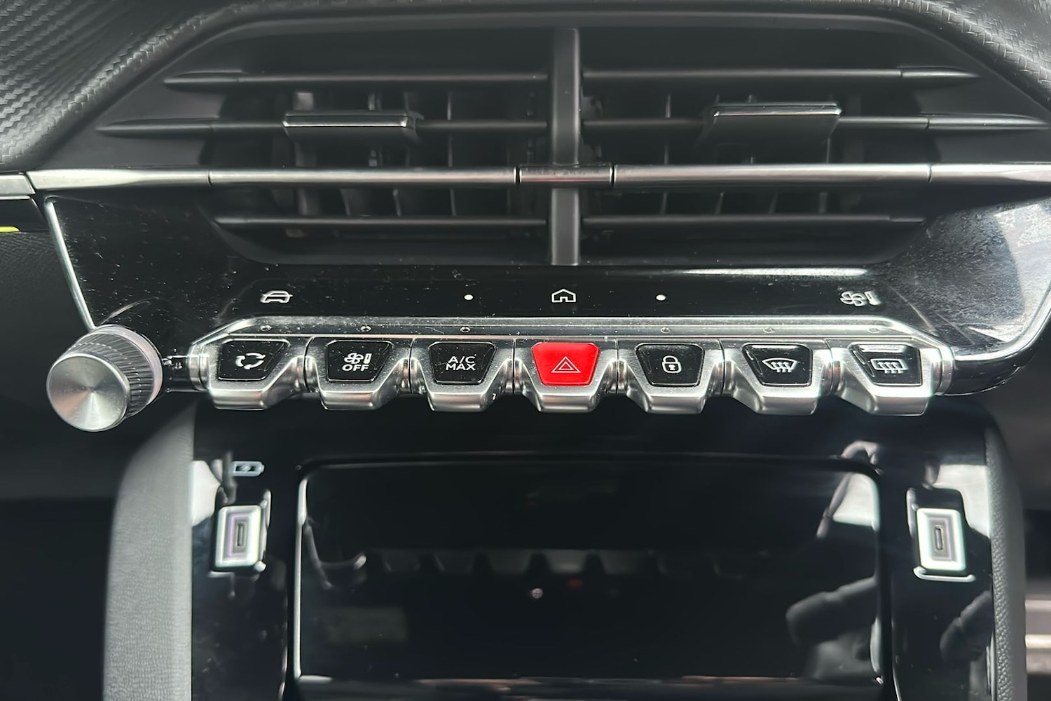 Used Peugeot 2008 2024 for sale - 77643580: Photo 15