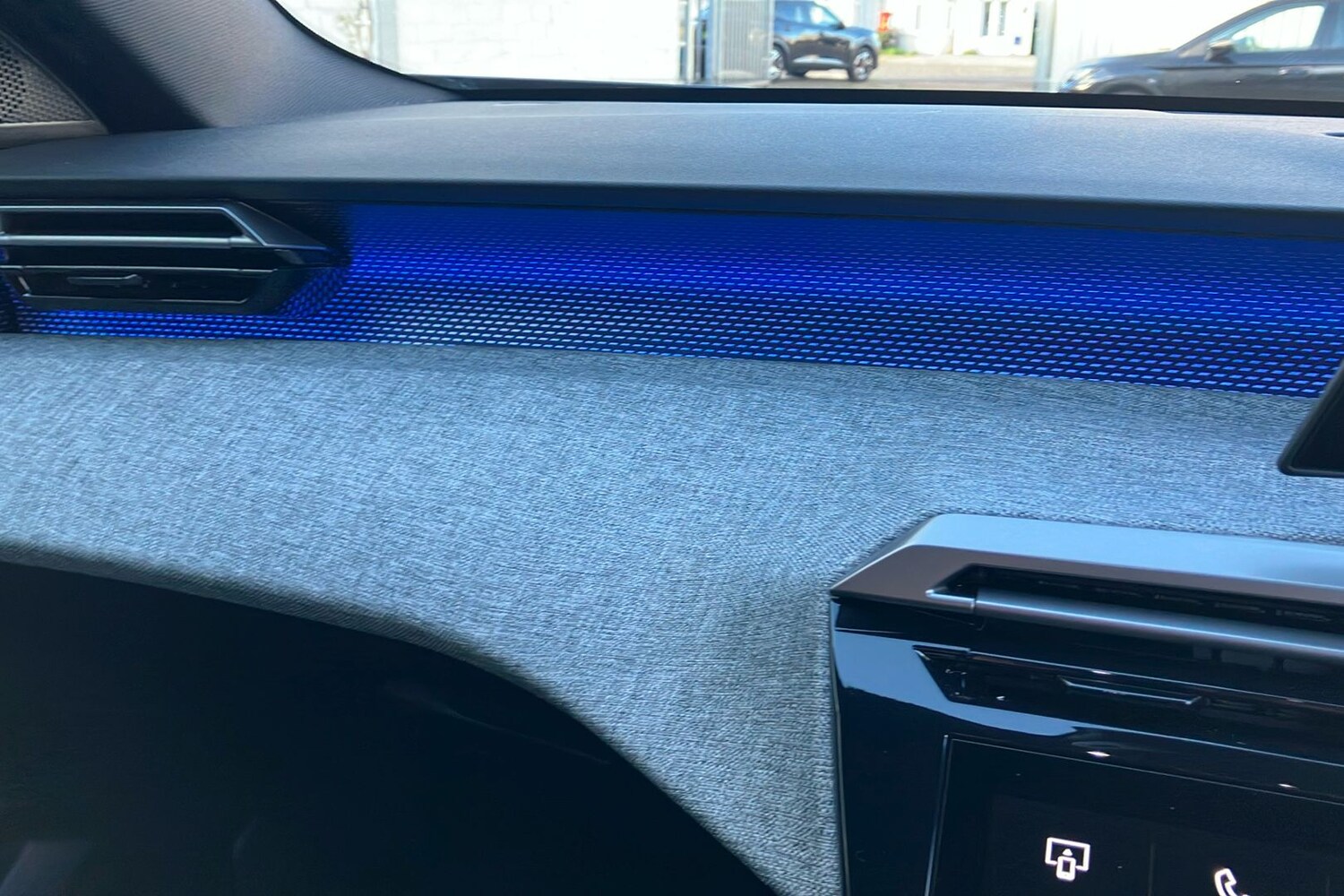 Used Peugeot 3008 2025 for sale - 77902229: Photo 18